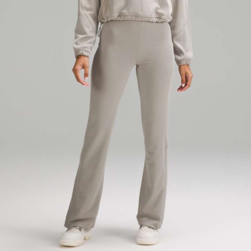 Lululemon Brushed Softstreme Ribbed set, Zip Flared Pant sz 8 & Half Zip sz 6 - Picture 4 of 12